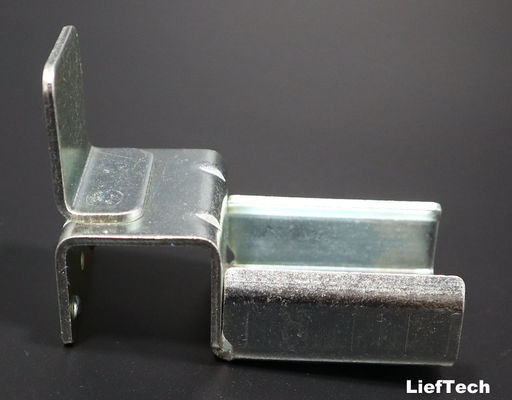 Geleneksel Çelik Placon Roller Track With Retain Edge Flow Racking Accessory